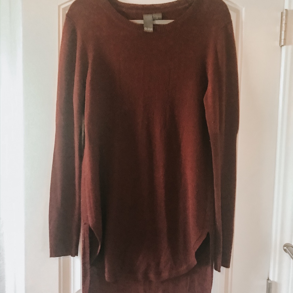 Light weight sweater